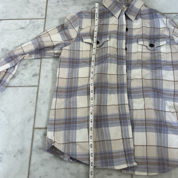 Tilly Women's soft Plaid Button Down Shirt - Cream and Blue - Picture 4 of 5